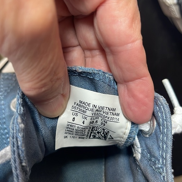 Converse All ⭐️ Star size 6. Used but really good condition.Blue color. - Picture 11 of 11